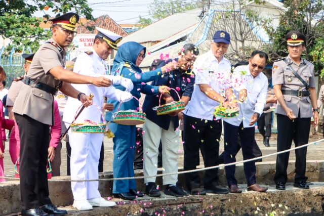 Peringati Hari Bhayangkara ke-80, Polres Tegal Kota Gelar Ziarah dan Tabur Bunga