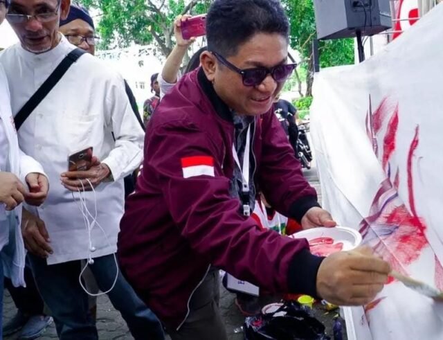 Barisan Pembaharuan 08 Desak Hotman Paris Klarifikasi Pernyataannya