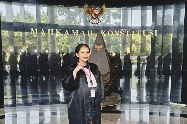 Garda Keadilan Menembus Gelap, Toga Pembela Kemanusiaan