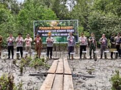 Kapolda Riau Gelar “Ekspedisi Merah Putih Presisi” di Concong, Bawa Bantuan untuk Nelayan hingga Sekolah