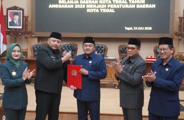 Raperda Pertanggungjawaban Pelaksanaan APBD Kota Tegal TA 2025 Disetujui Ditetapkan menjadi Perda