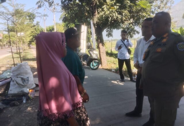 Tim Gabungan Penertib Evakuasi Gepeng di Jalan Gatsu Kabupaten Indramayu