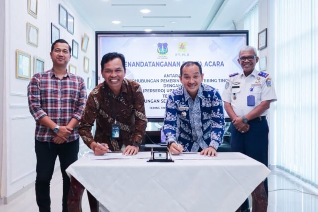 Pemko Tebing Tinggi Dan Pln UP3 Pematangsiantar Lakukan Penandatanganan Berita Acara Efisiensi Daya