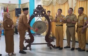 Percepat Layanan Administrasi Bagi Pelajar, Pemkot Tegal Launching Alat Rekam dan Cetak KTP-el di Sekolah