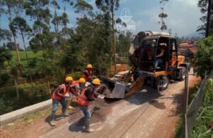 Mobile Batching Plant, Solusi Pemprov Jabar untuk Pembangunan Jalan Desa di Wilayah Terpencil
