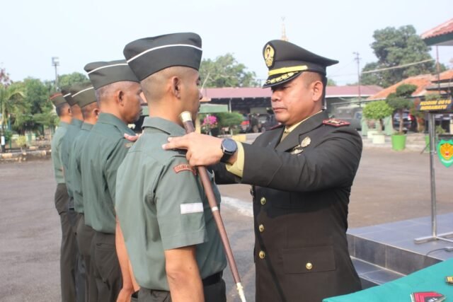 35 Prajurit Kodim 0616 Indramayu Naik Pangkat