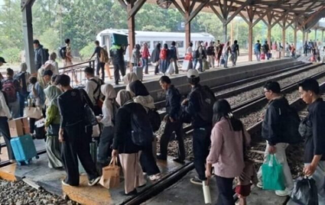 Diskon Tiket Kereta Veteran Diperbarui, Anggota LVRI Tegal Wajib Registrasi Ulang